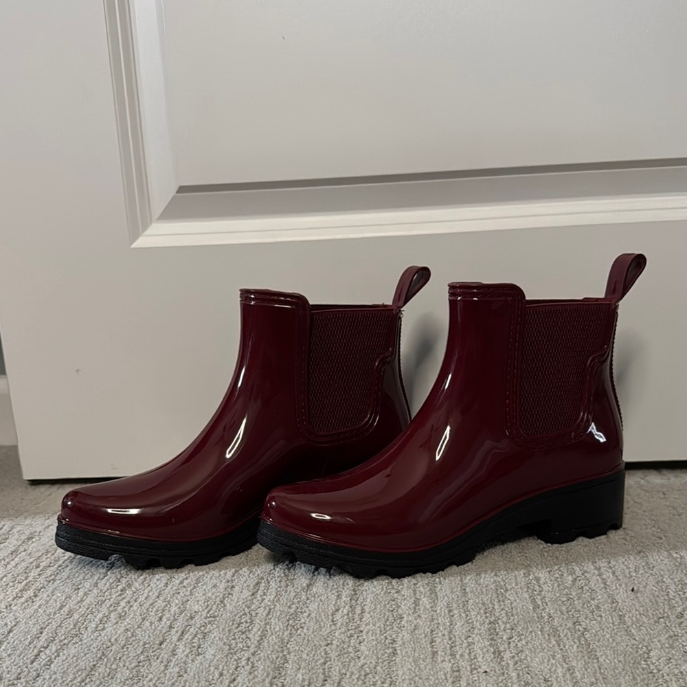 Women's Burgundy Ankle Rain Boots